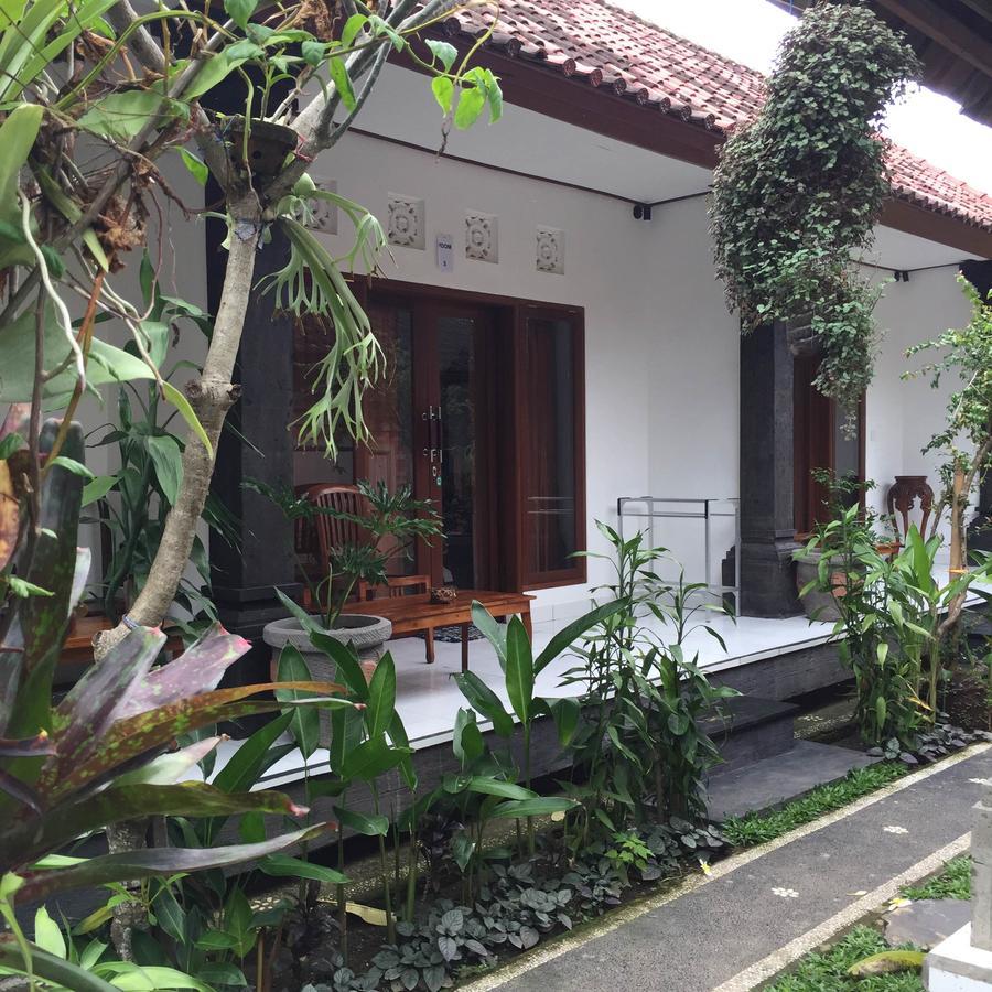 Pondok Ayu Homestay Ubud Buitenkant foto