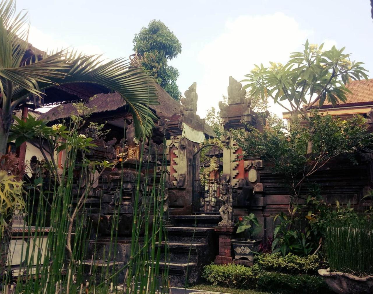 Pondok Ayu Homestay Ubud Buitenkant foto